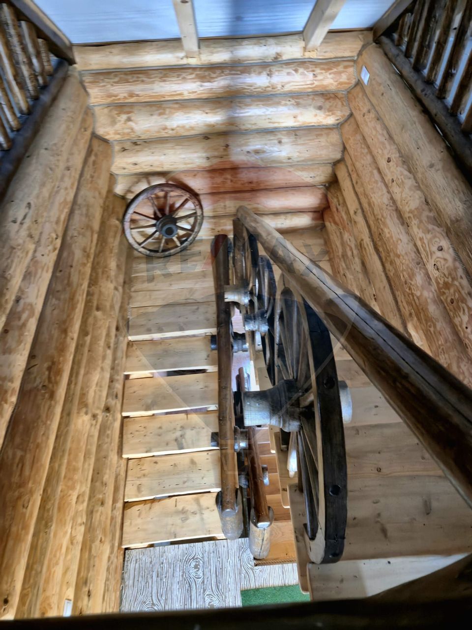 Casă / Vilă cu 6 camere de vânzare