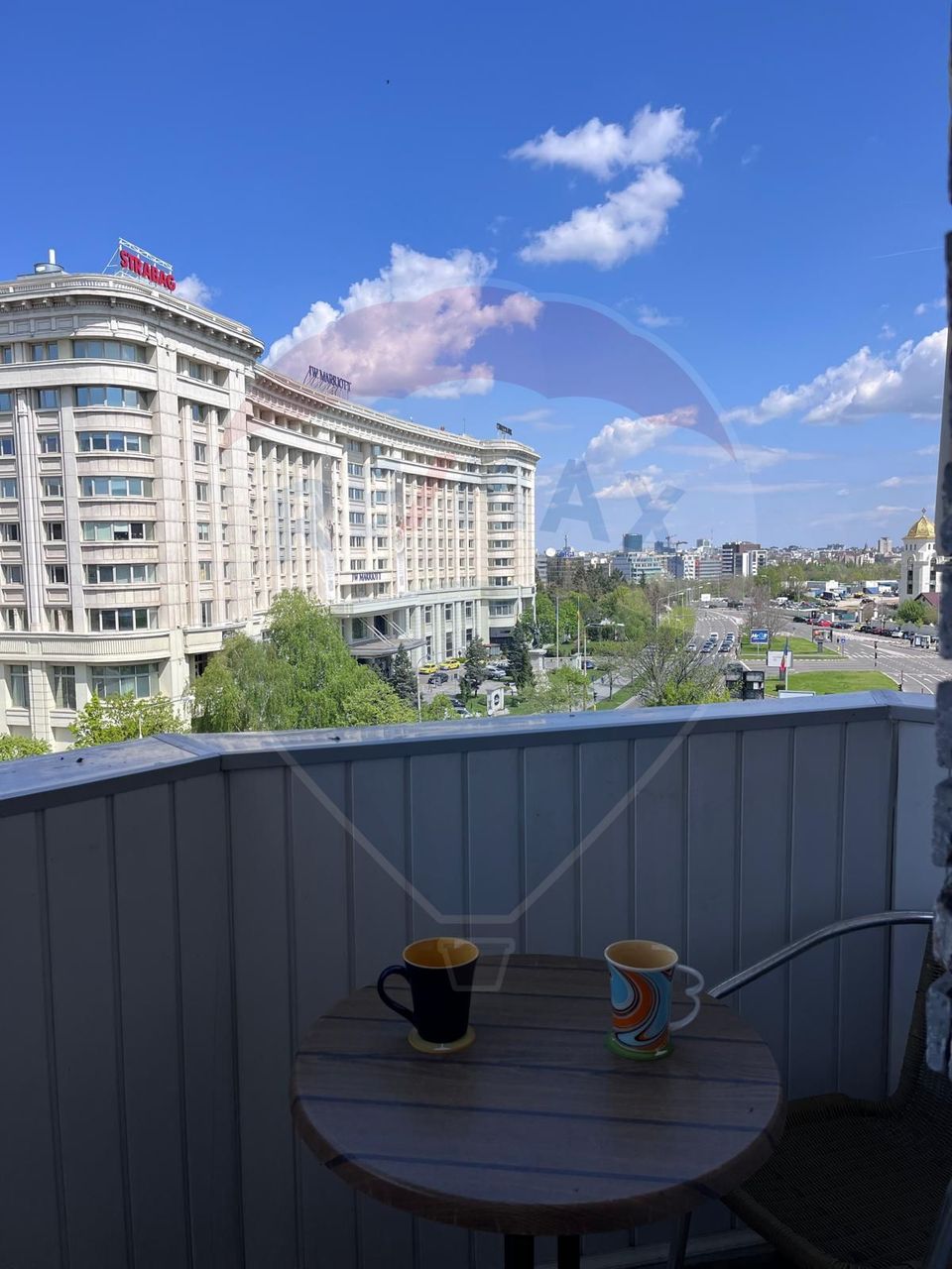 Apartament 2 camere - de inchiriat langa Marriott - centrala proprie