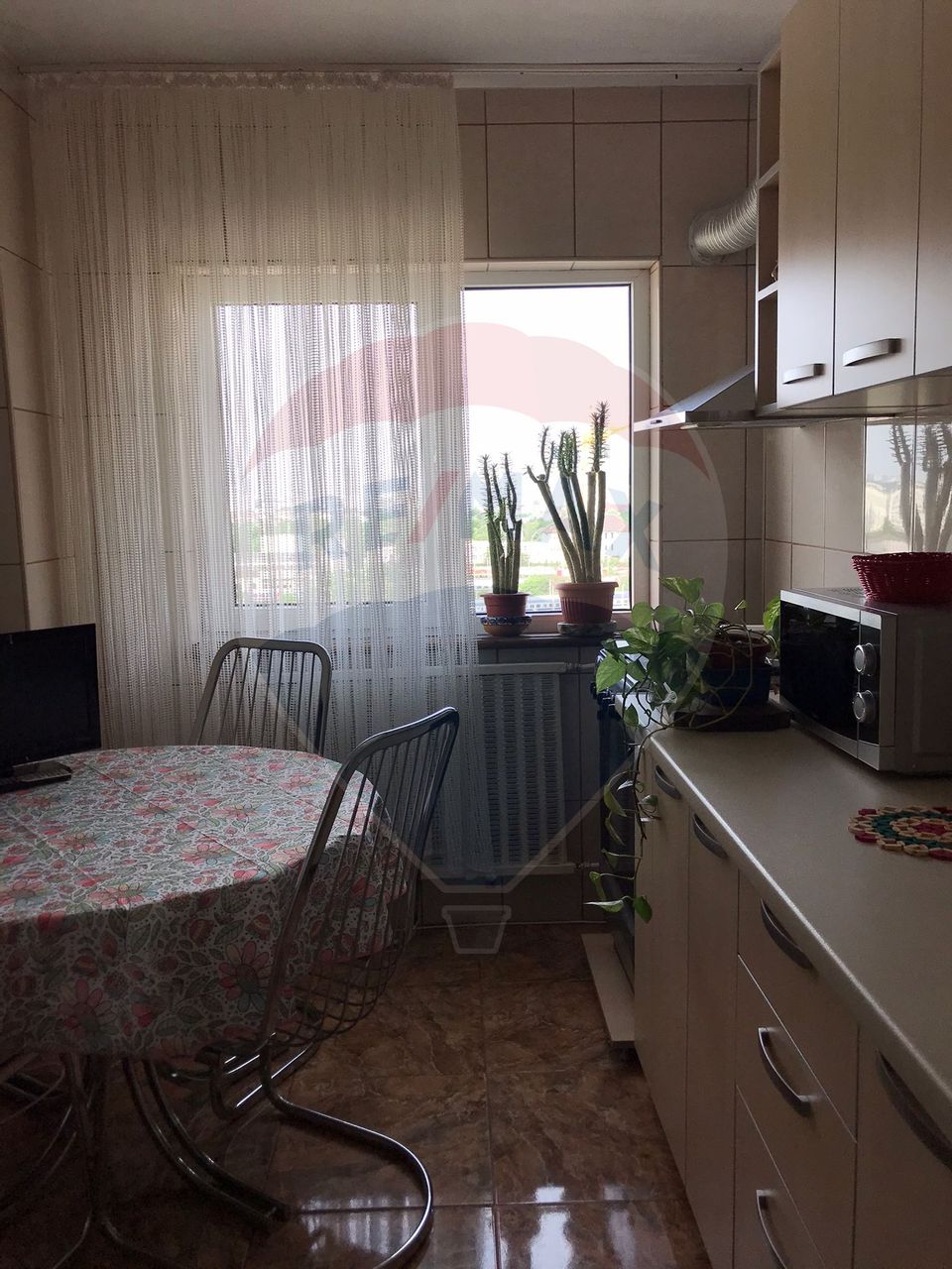 3 room Apartment for rent, Giulesti area