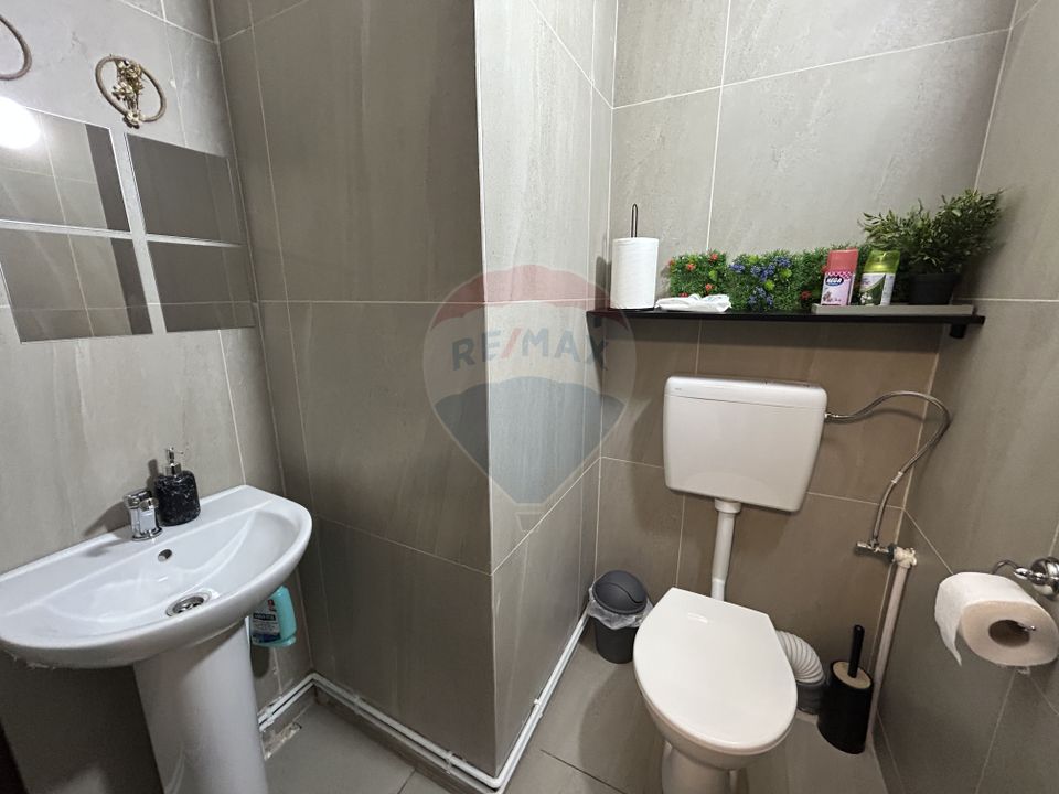 48sq.m Commercial Space for rent, Central area