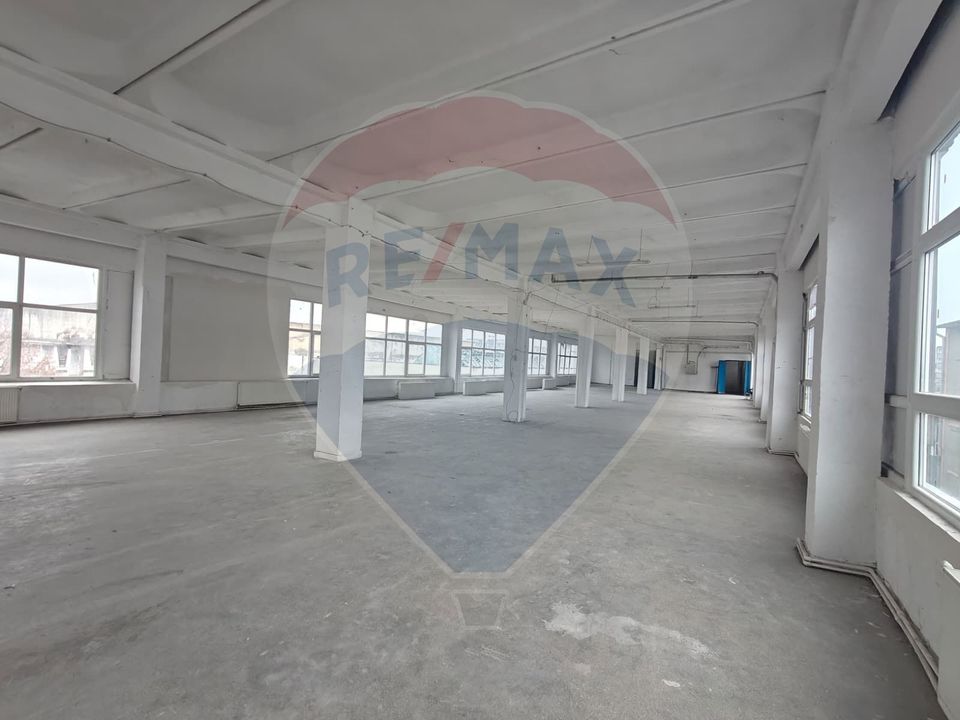 Spațiu depozitare sau productie de 600mp de închiriat în zona Bulgaria