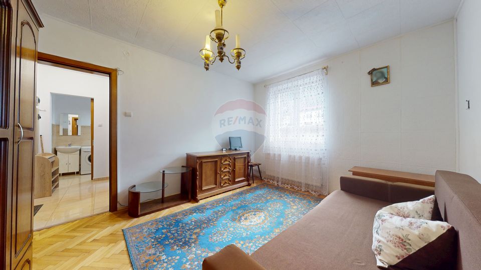 Garsonieră spațioasă 40 mp de închiriat | Karl Lehmann, Brașov |