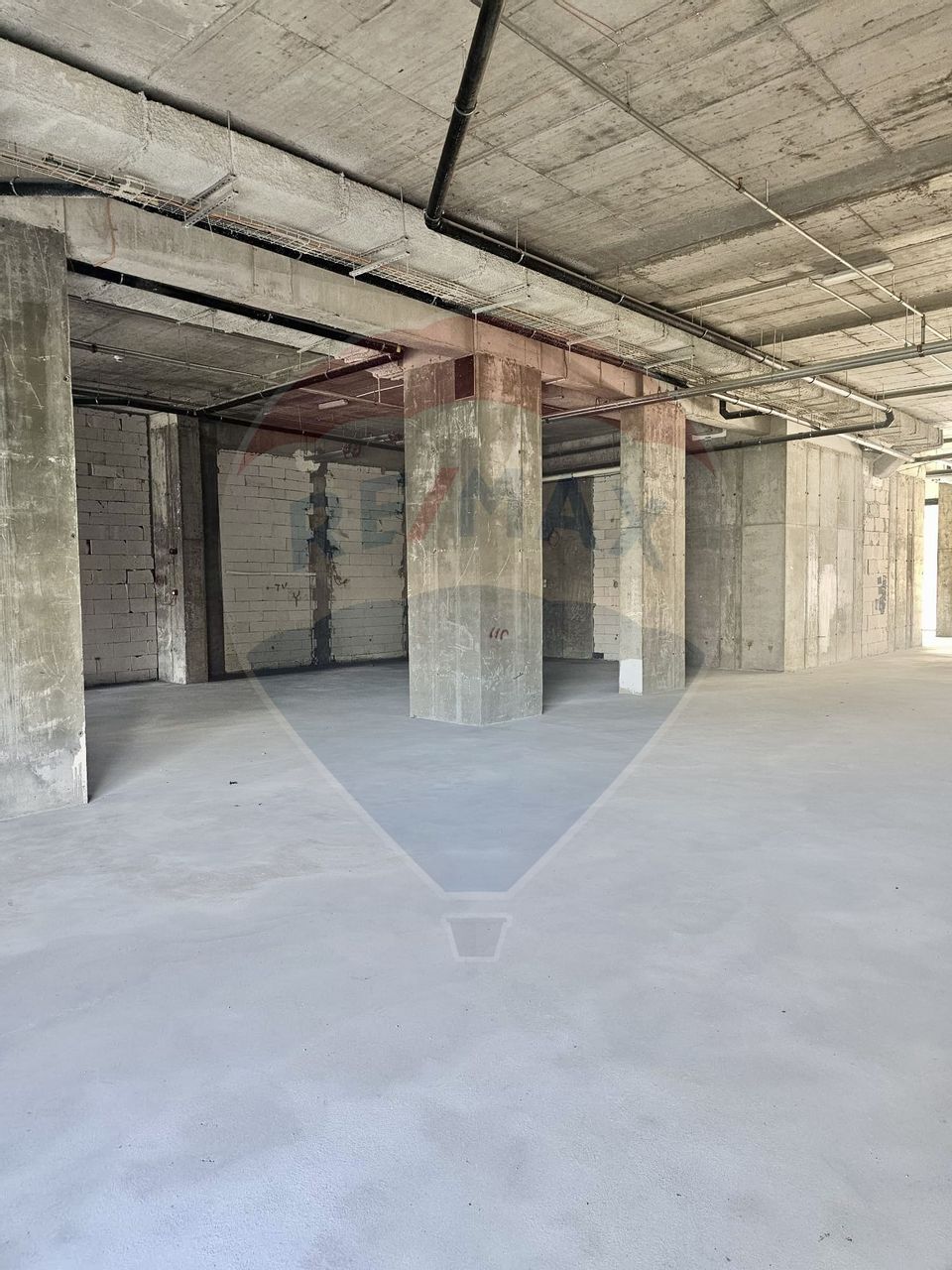 Spatiu comercial de închiriat în zona Barbu Vacarescu