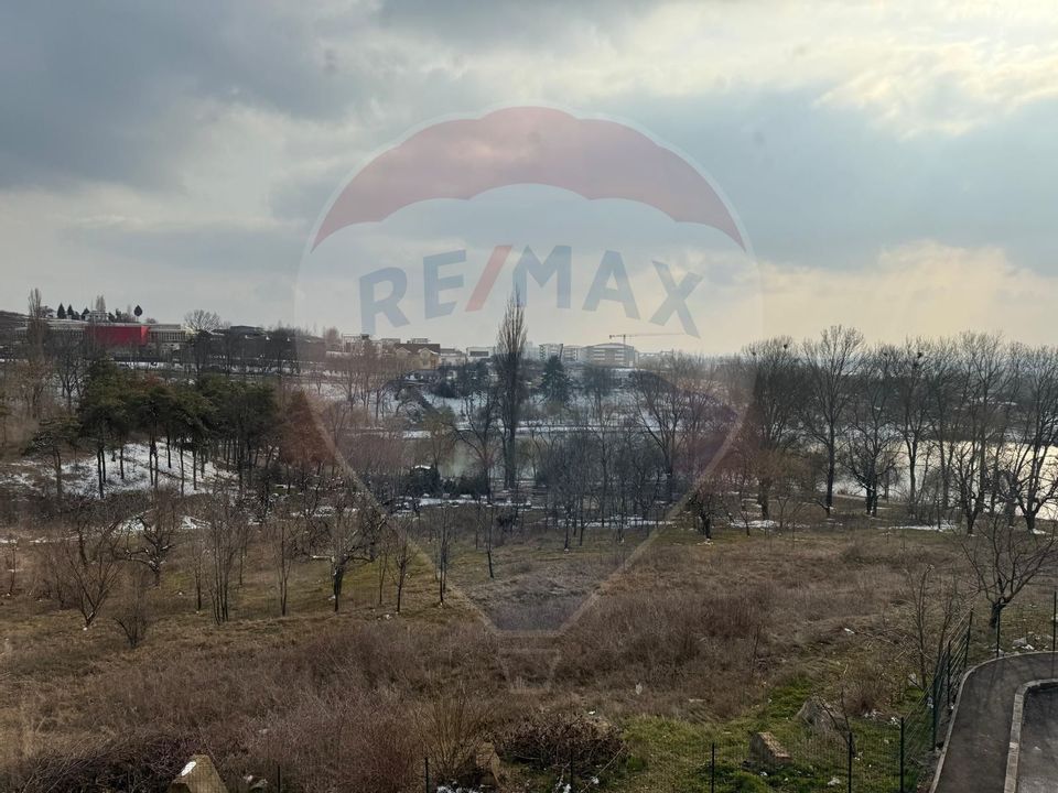 5 room House / Villa for sale, Plaiul Vulcanesti area
