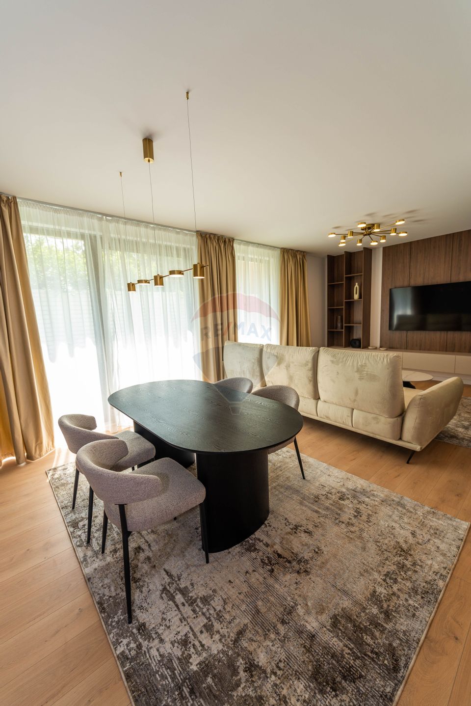 De inchiriat vila 6 camere 160mp in Veris Pipera