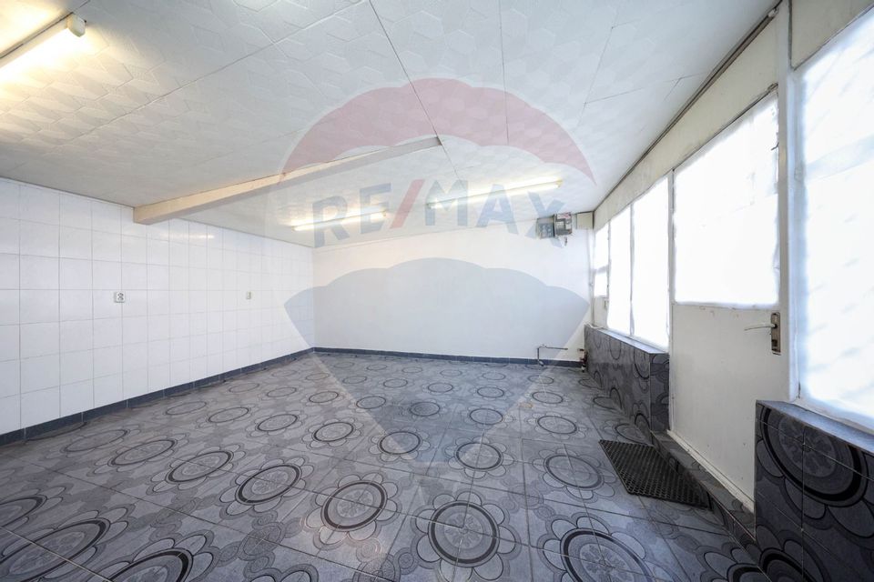 40sq.m Commercial Space for sale, Movilei area