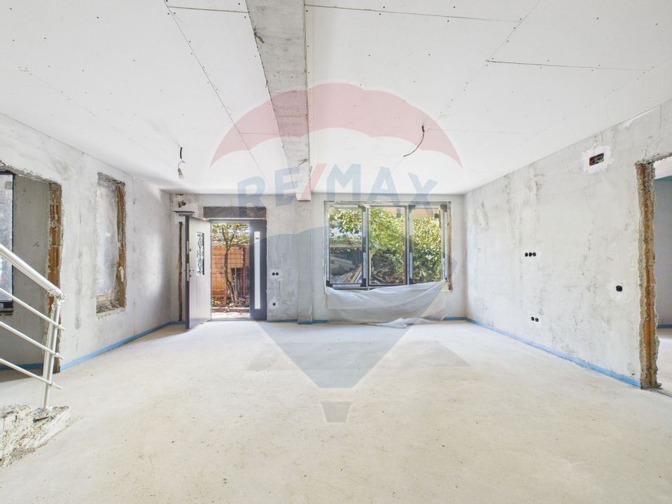 4 room House / Villa for sale, Stefan cel Mare area