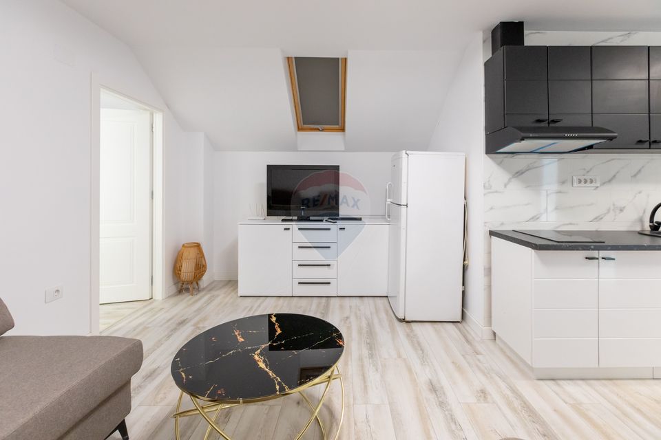 1,200sq.m Special Property for rent, Exterior Est area