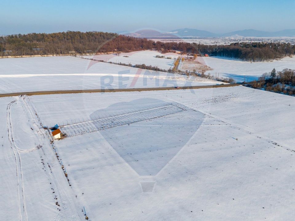 Land 4,300sqm Sanpetru / Calea Harmanului