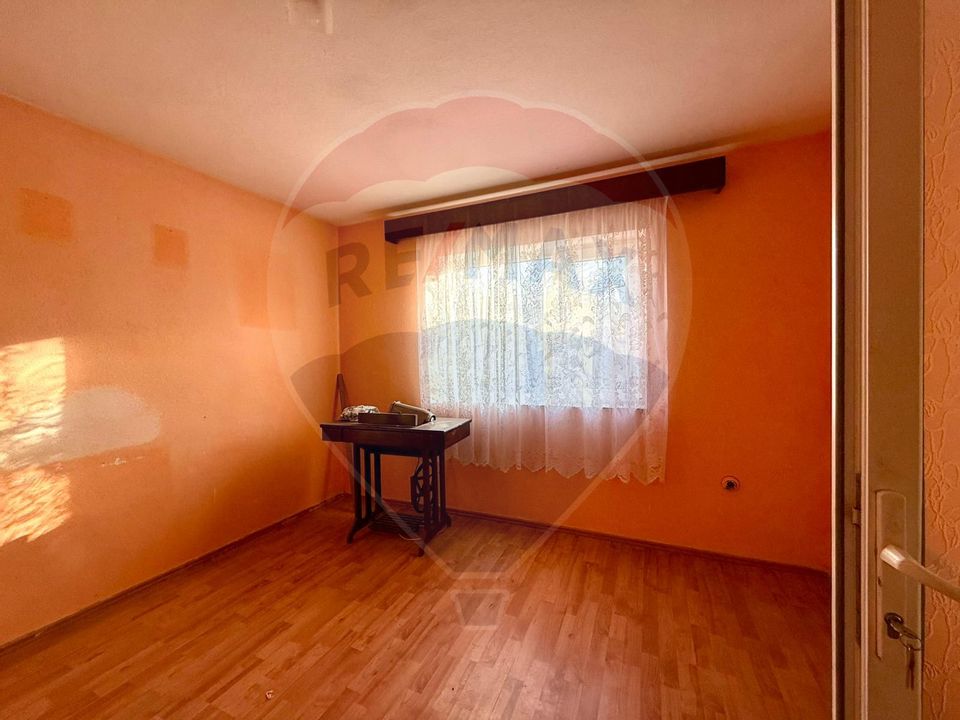 Casa de vanzare Mihail Kogalniceanu teren 524 mp Jud Constanta