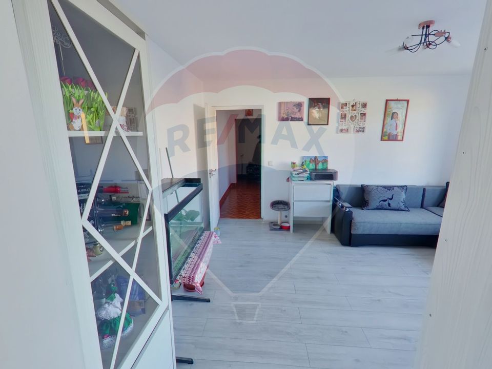 Apartament cu 2 camere de vânzare, Bld. Independenței