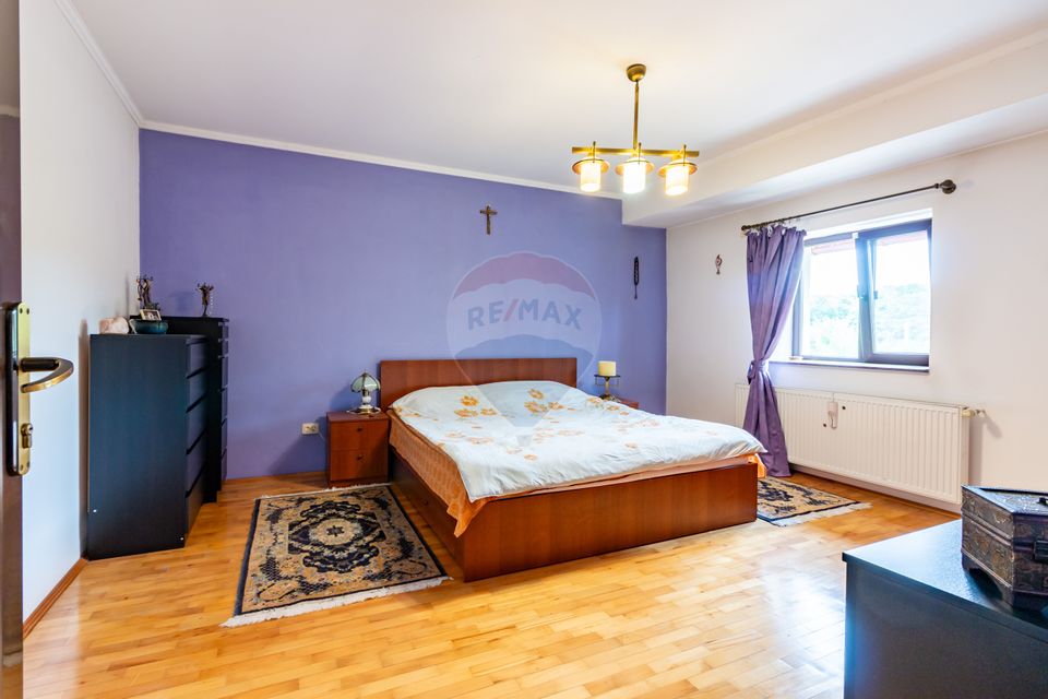 5 room House / Villa for sale