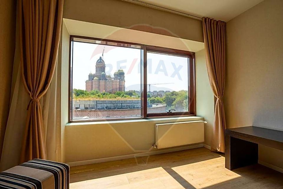 Hotel  cu 76 camere de vânzare în zona Libertatii Marriot