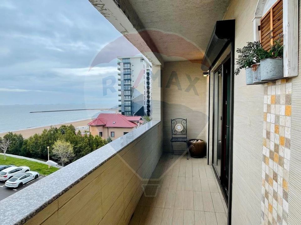 Apartament 3camere de inchiriat Constanta zona Reyna cu vedere la mare