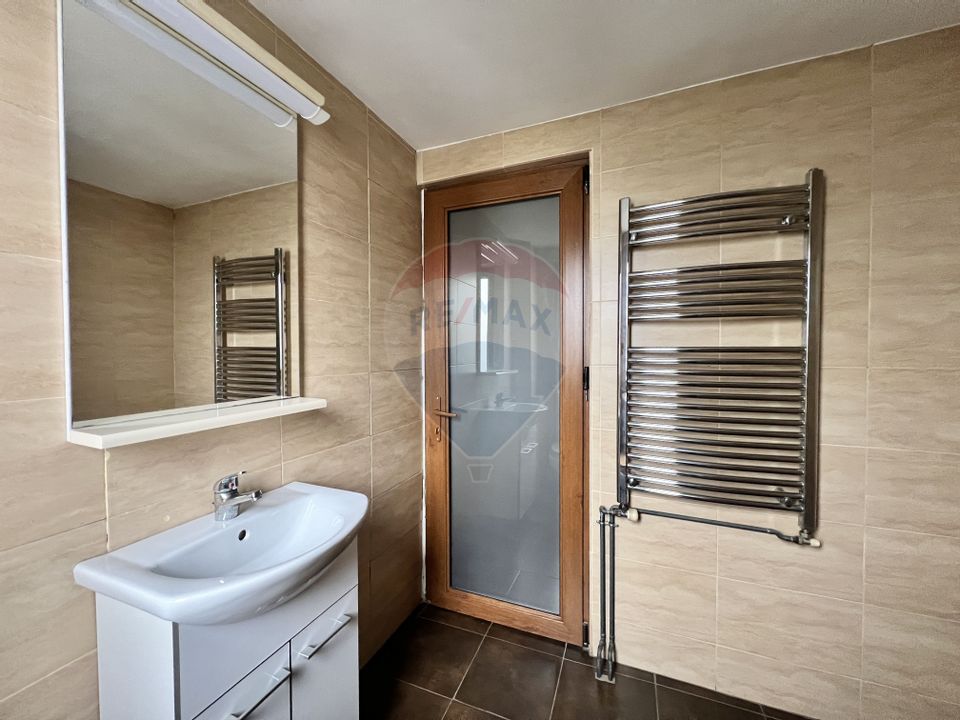 4 room House / Villa for sale, Central area