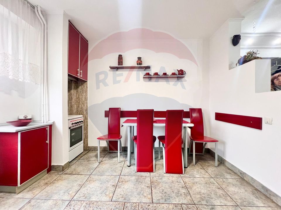 2 room Apartment for rent, Decebal area