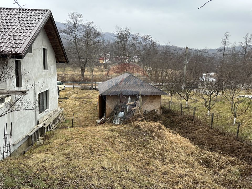 4 room House / Villa for sale