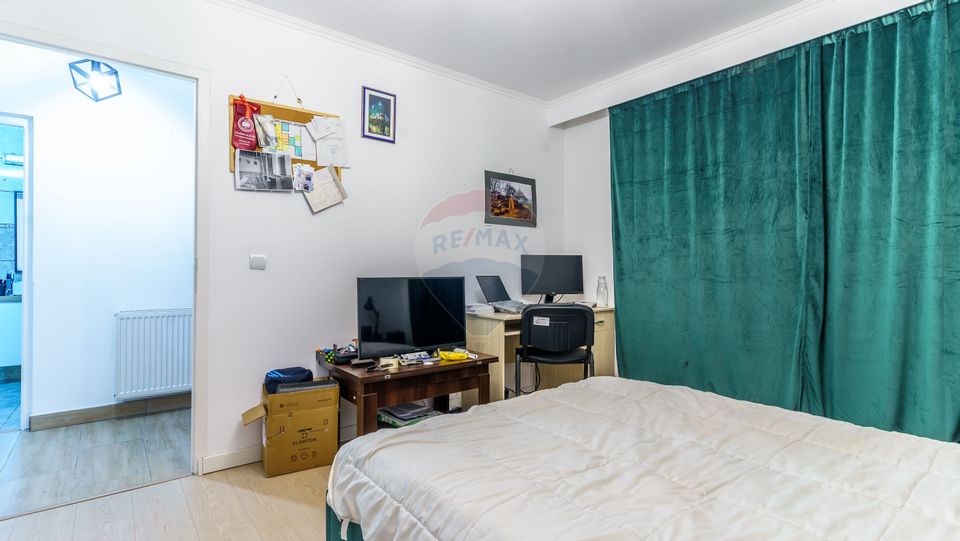 Casa individuala, 6 dormitoare, comision 0%, Intre Lacuri