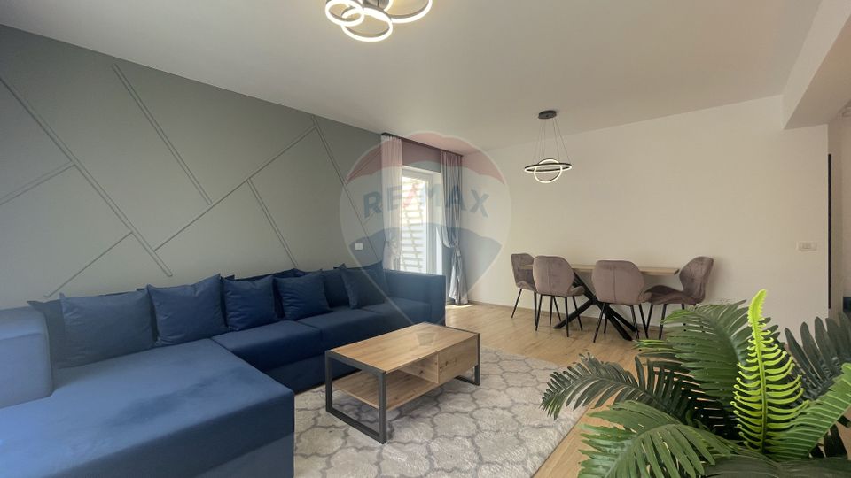 2 room Apartment for rent, Tractorul area