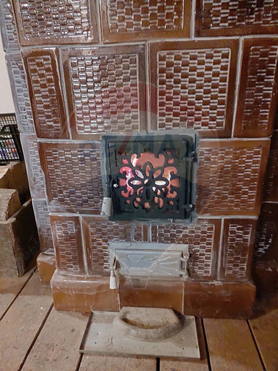 Cabana 5 camere de vânzare in Scrind-Frasinet,2000 mp teren intravilan