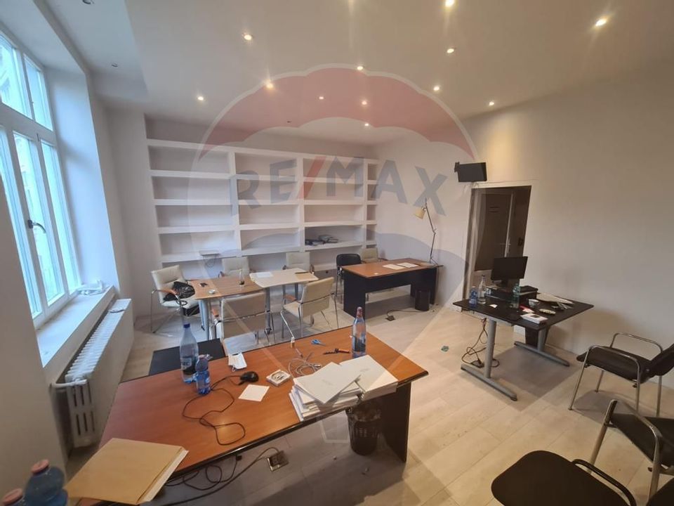 77sq.m Office Space for rent, Cismigiu area