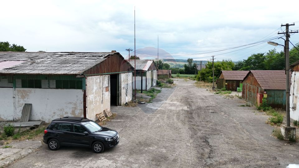 Platformă industrială 33.051 mp teren | 7.120 mp hale | Verești – SV