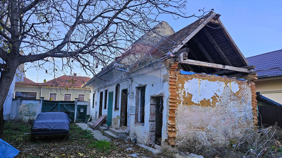 3 room House / Villa for sale, Brasovul Vechi area