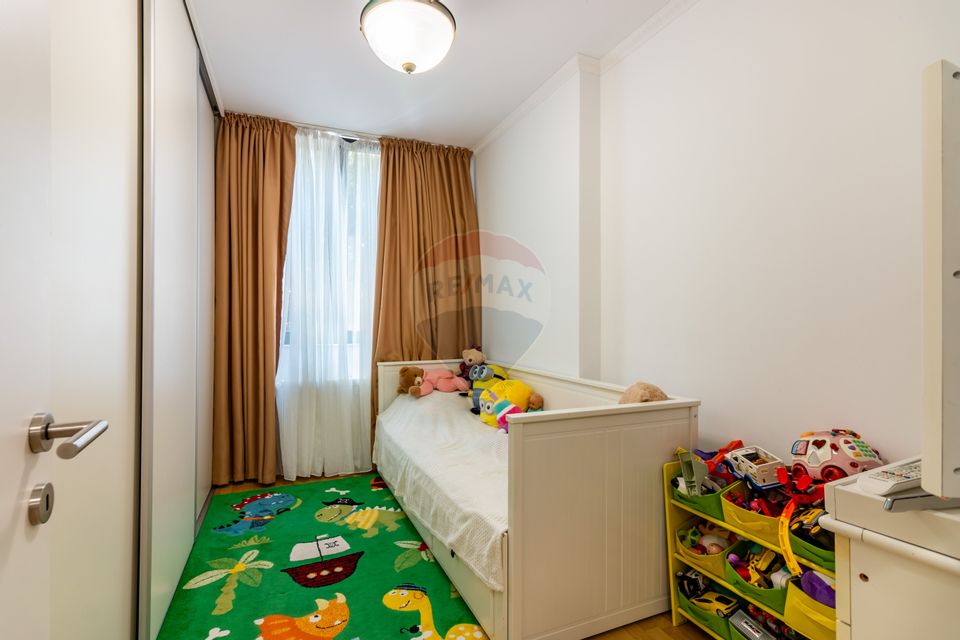 Apartament de vânzare 3 camere Adora Bucuresti/Pipera curte proprie