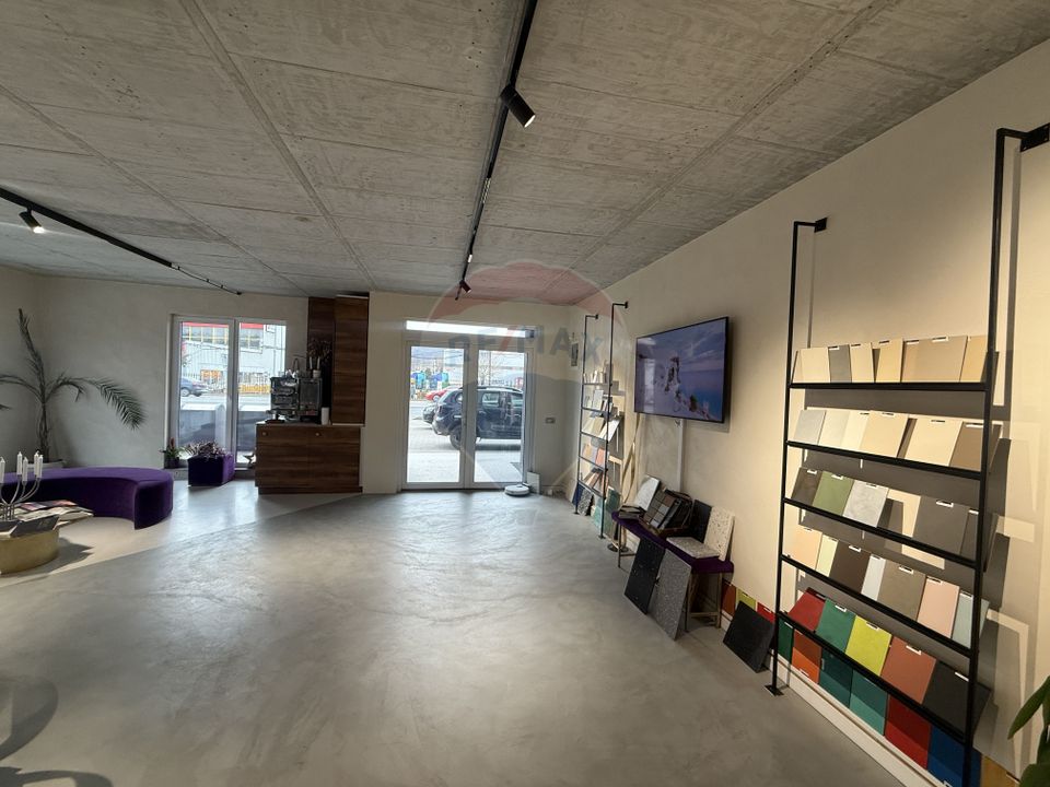 106sq.m Commercial Space for rent