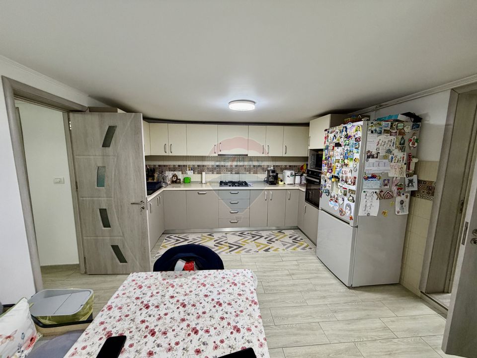 4 room House / Villa for sale, Central area