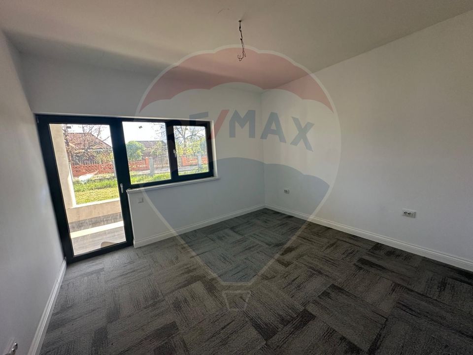 Casă  finisata - DE VANZARE in Lapusel