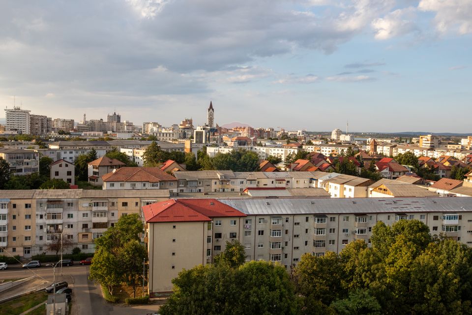 Apartament tip duplex cu 3 camere de vânzare în zona Ultracentral