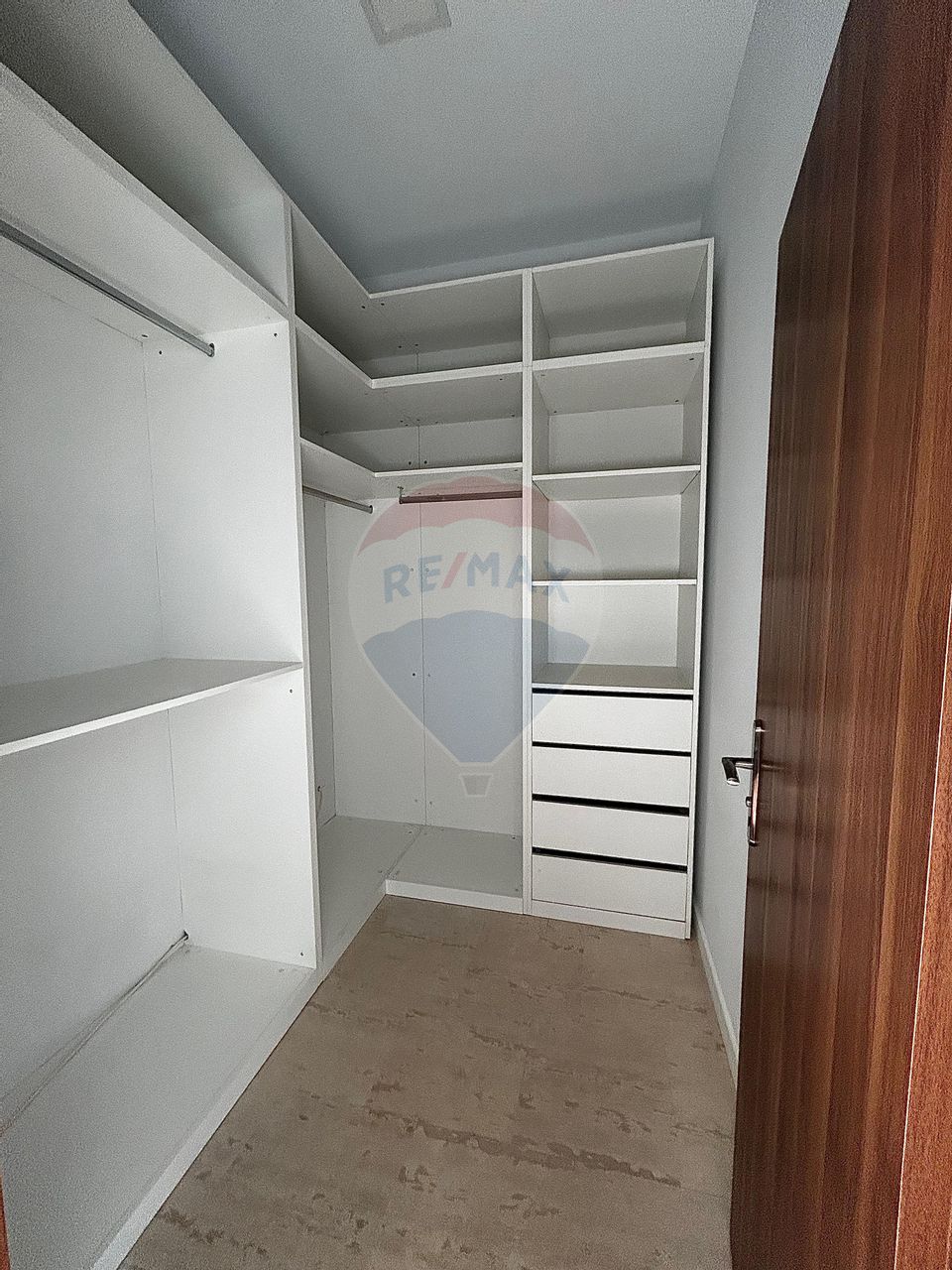 3 room Apartment for rent, Calea Severinului area