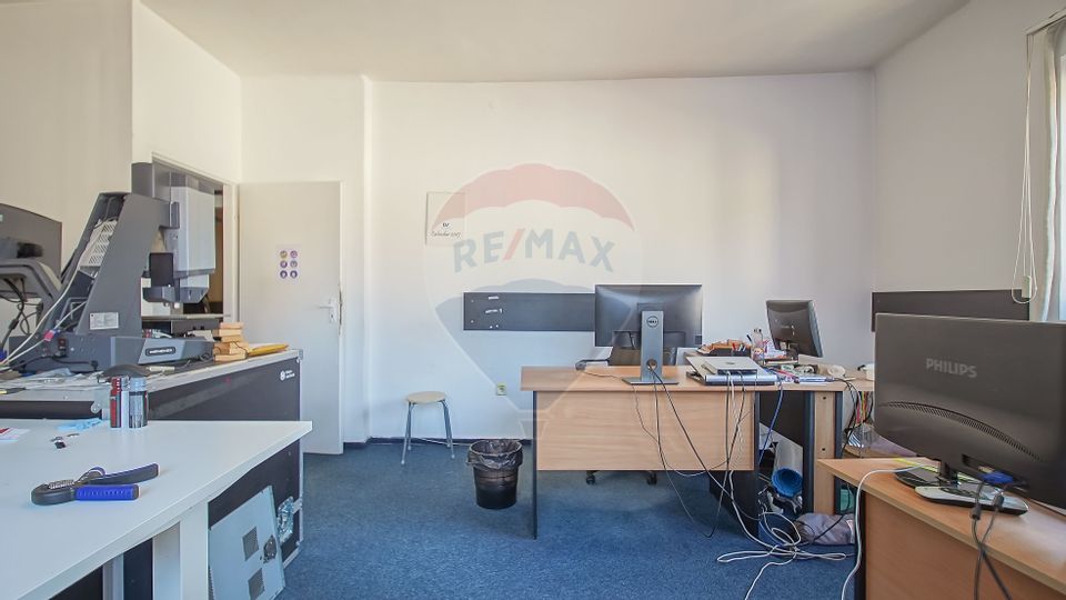 11 room House / Villa for rent, Tractorul area