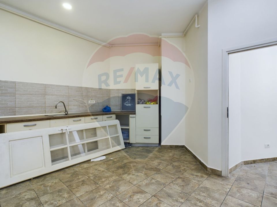 7 room Apartment for sale, Universitate area