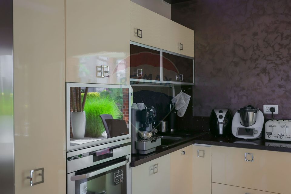 Vilă mediteraneană premium cu piscină, de vânzare, zona Dealuri Oradea