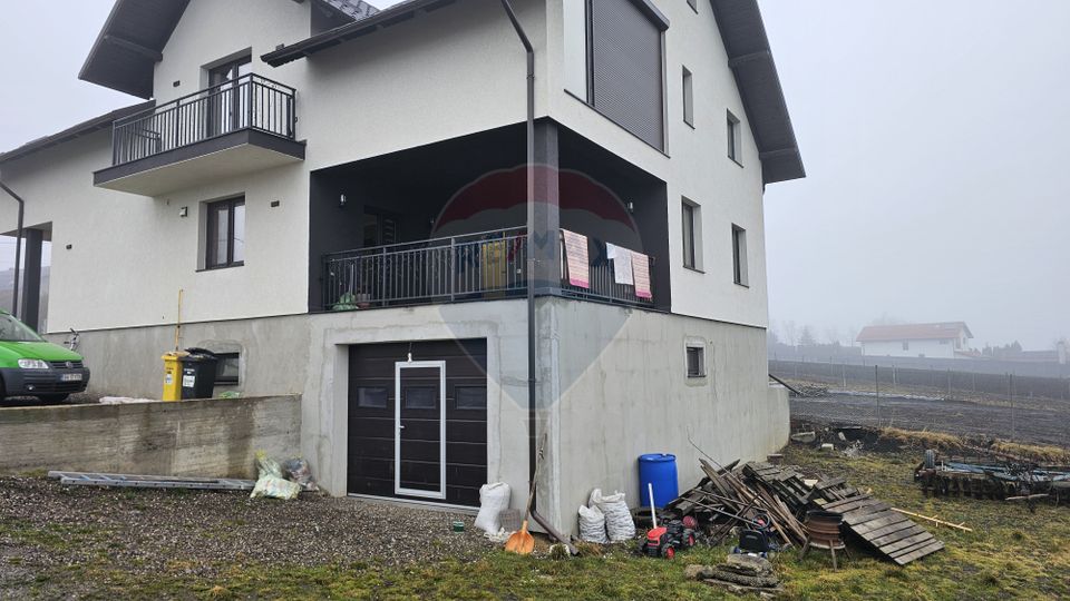 Casă / Vilă de lux, Moara Nica, Suceava