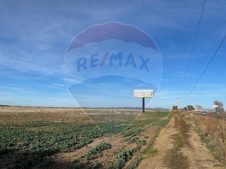 Teren de vanzare 17.500 mp , Paulesti, deschidere 27 m la DN1