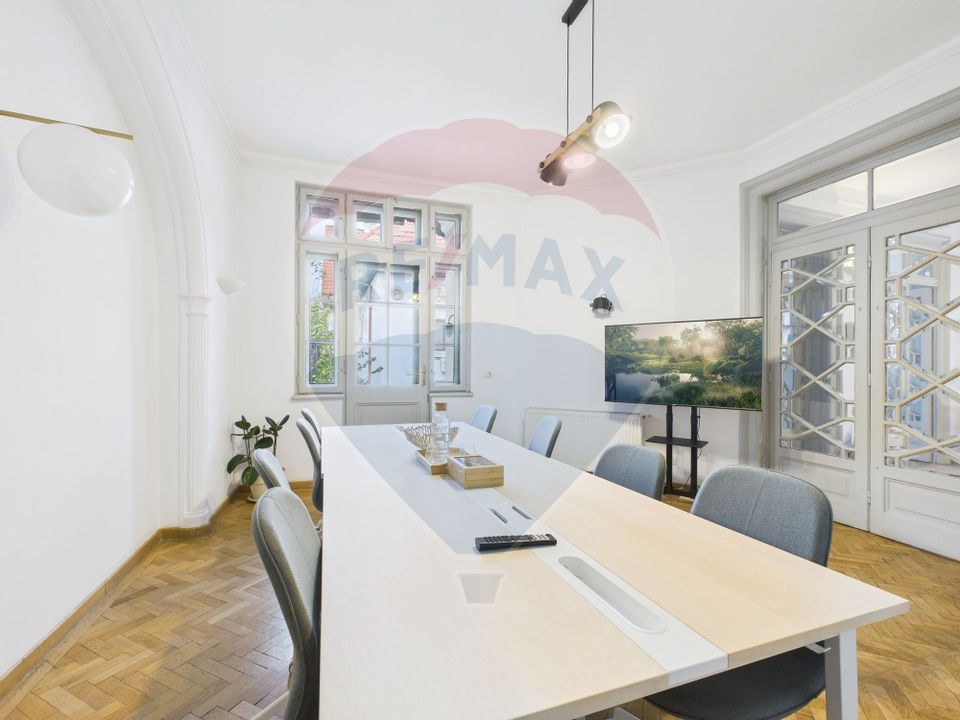 Vila interbelică cu personalitate