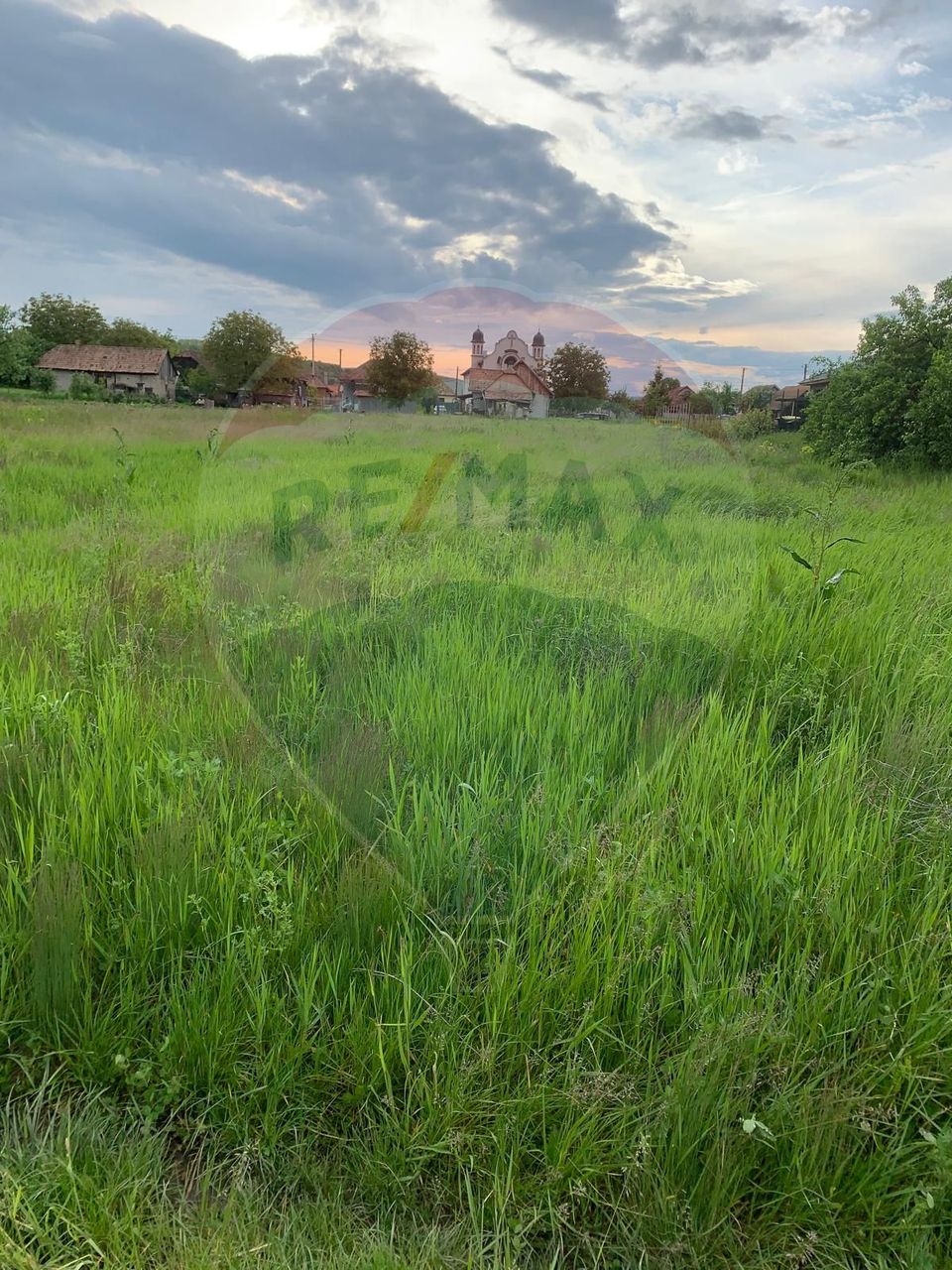 COMISION 0% Teren intravilan 1,325mp Iclod / Strada Principala