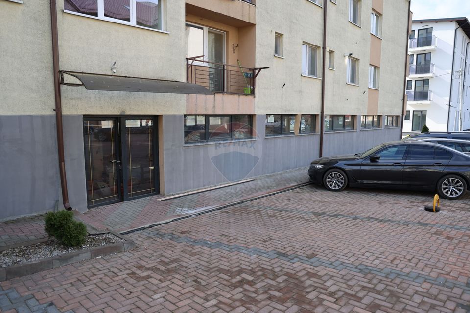 Spațiu comercial de 317mp de vânzare