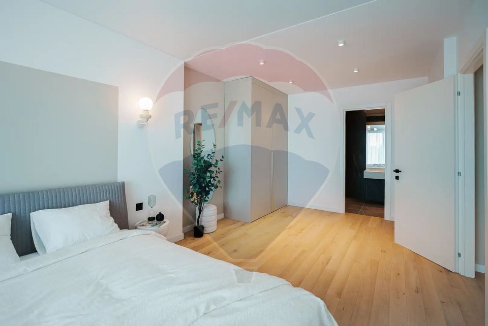 4 room Apartment for sale, Colentina area