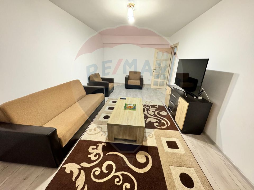 Apartament cu 2 camere de inchiriat-zona Centrala-Bistrita Lac-blocnou