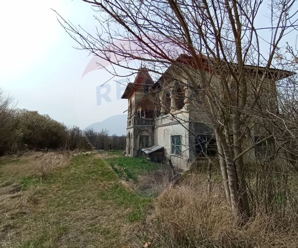 Conac Brancovenesc cu Panorama Deosebita la 12 km de Craiova