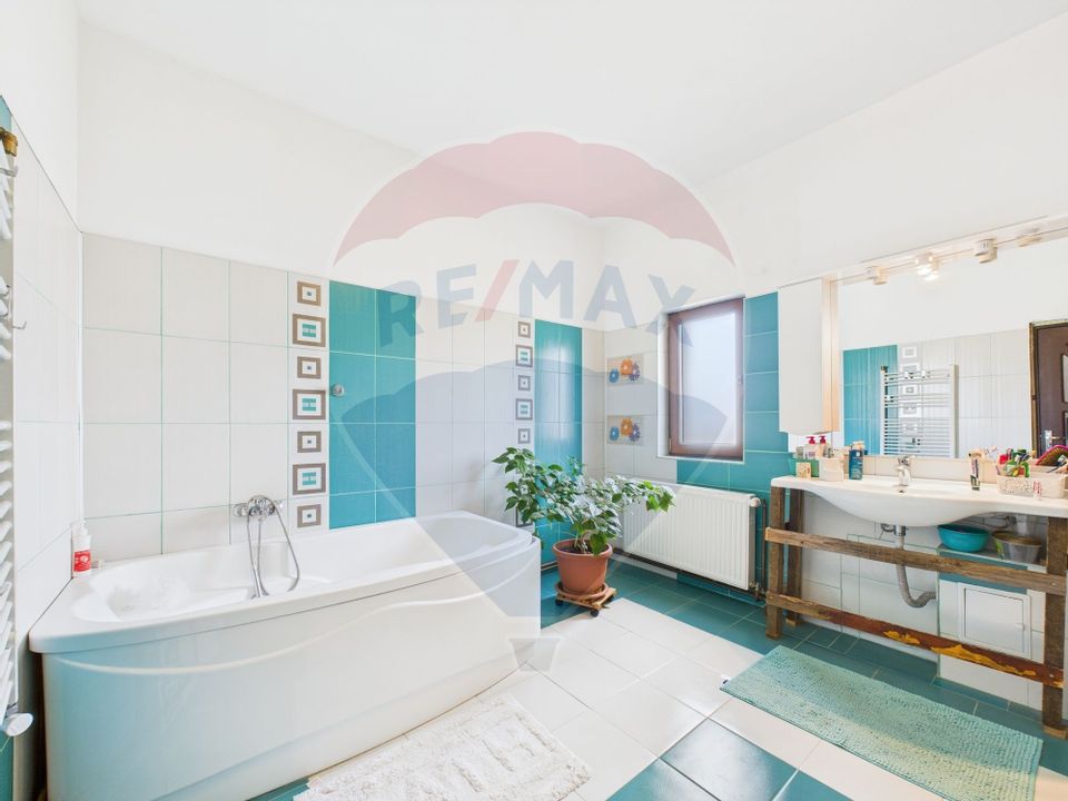 5 room House / Villa for sale