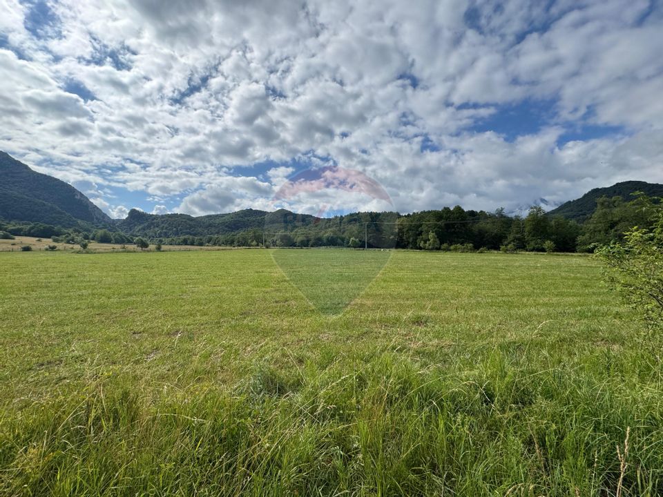 Teren de vanzare  Intravilan 19.341 mp – Cheile Râșnoavei, Parcelabil