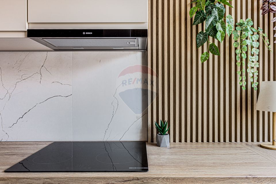 Apartament cu 3 camere de închiriat, parcare subterana, Complex Cozia