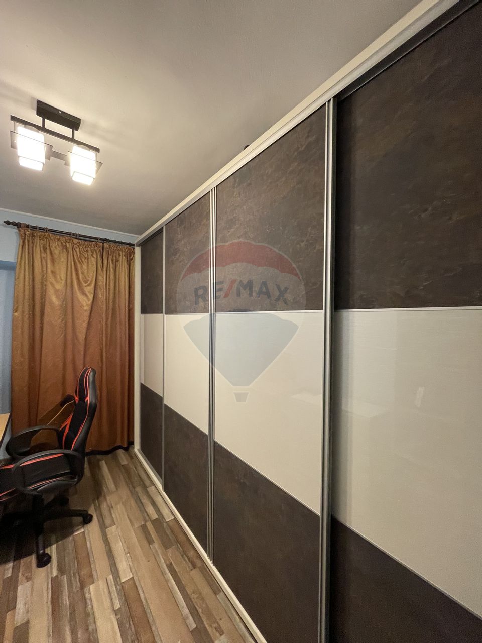 4 room Apartment for sale, Inel I area