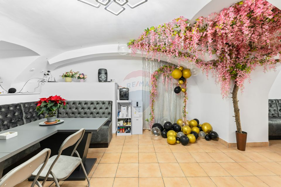 120sq.m Commercial Space for sale, Central area