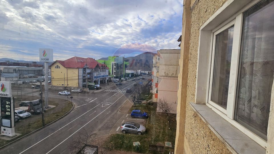 3 room Apartment for rent, 1 Mai area